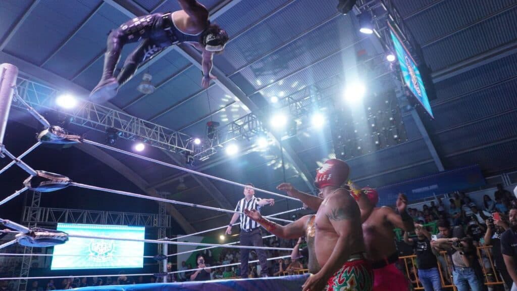 Recorre festival ‘de 2 a 3 caídas’ las siete delegaciones de León