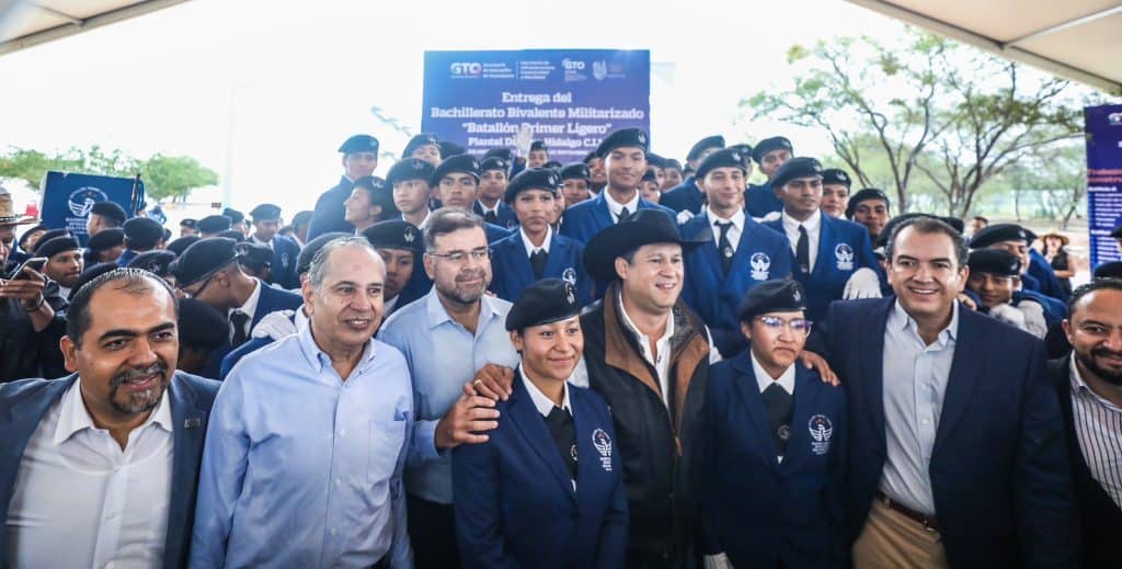 Entrega Gobernador Prepa Militarizada en la Cuna de la Independencia Nacional