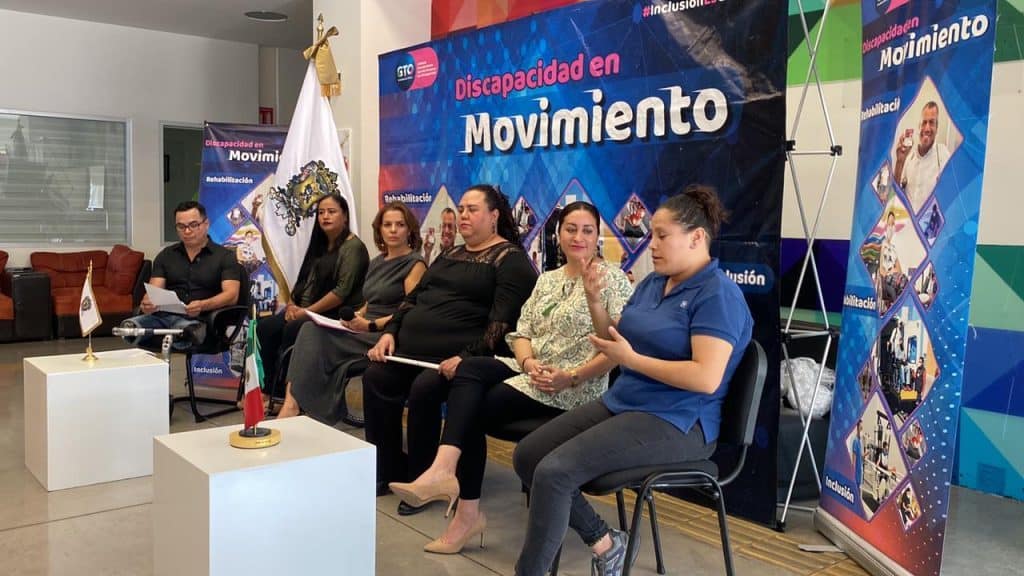 Conmemoran Día de la Mujer con Discapacidad, con un conversatorio para visibilizar y mejorar sus condiciones