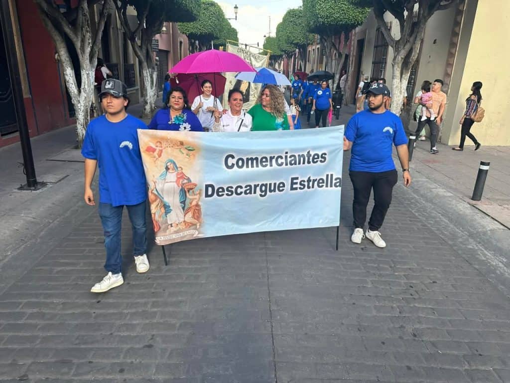 Cierre de calles en el Centro de León por peregrinaciones a la Virgen de la Luz