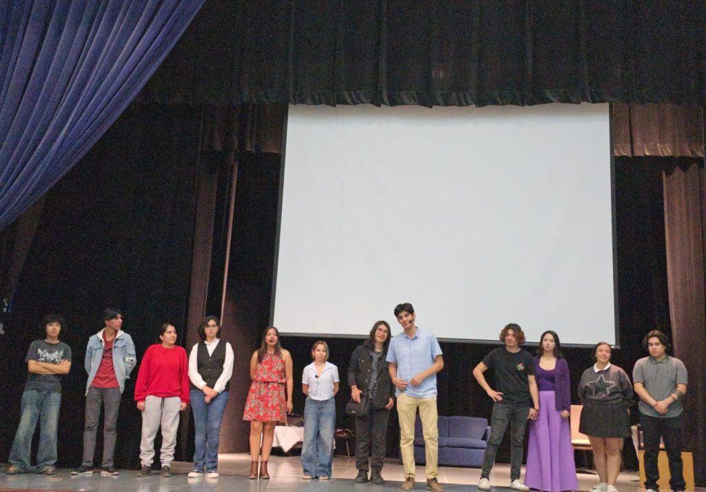 Conmueven jovenes leoneses con musical Querido Evan Hansen