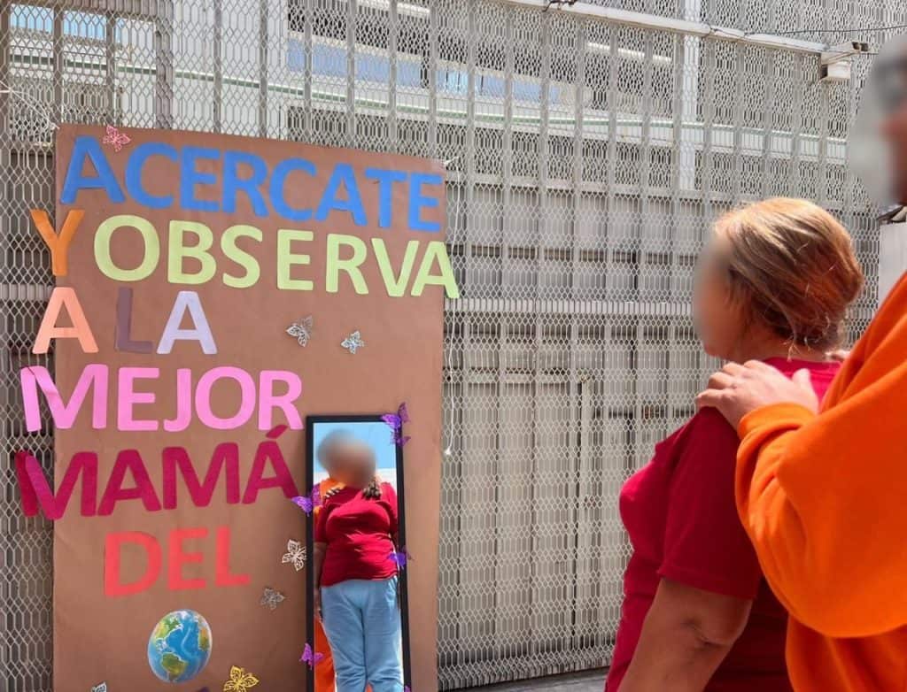 10 de Mayo: los abrazos pendientes entre hijos privados de la libertad y sus madres, posibles a través de videollamadas