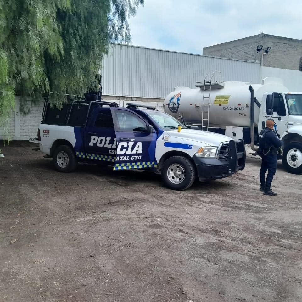 Dan de baja a ocho elementos de las FSPE por presunta conducta indebida en Celaya