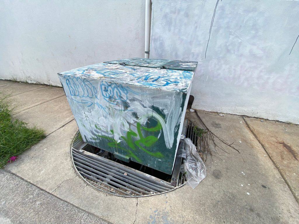 Vecinos de Urbivilla del Roble temen explosión de transformador de la CFE