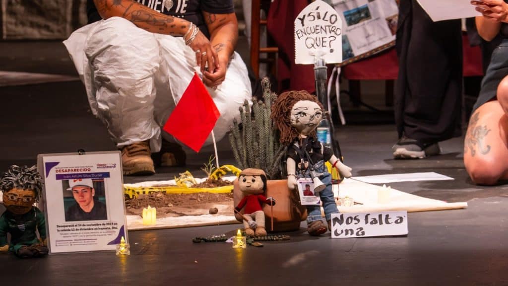 “Estudios en campo” emociona en el Cervantino con un homenaje a las madres buscadoras