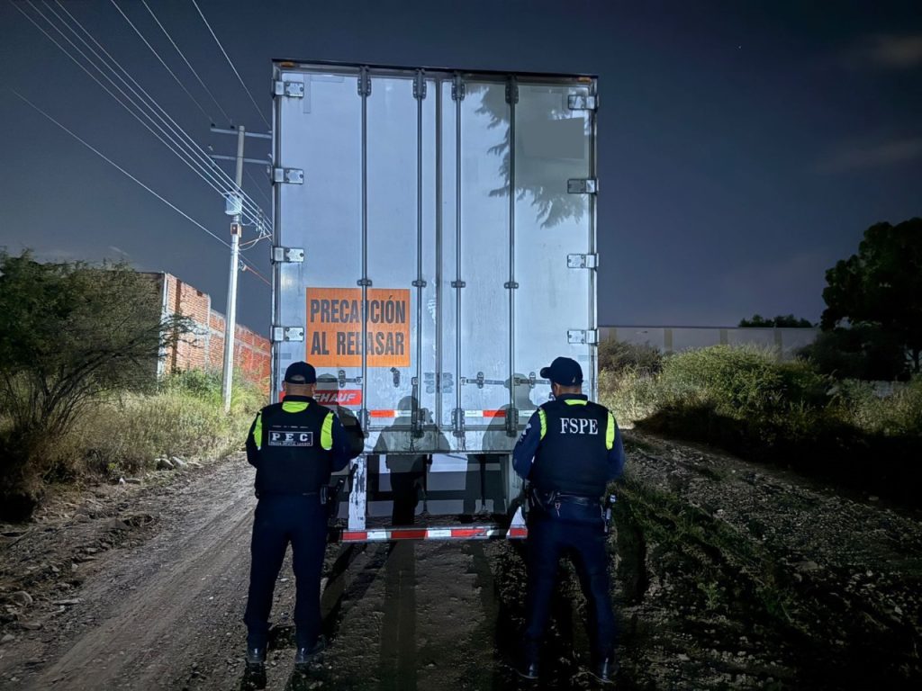 Aseguran 11 unidades de carga en León; varias tenían reporte de robo