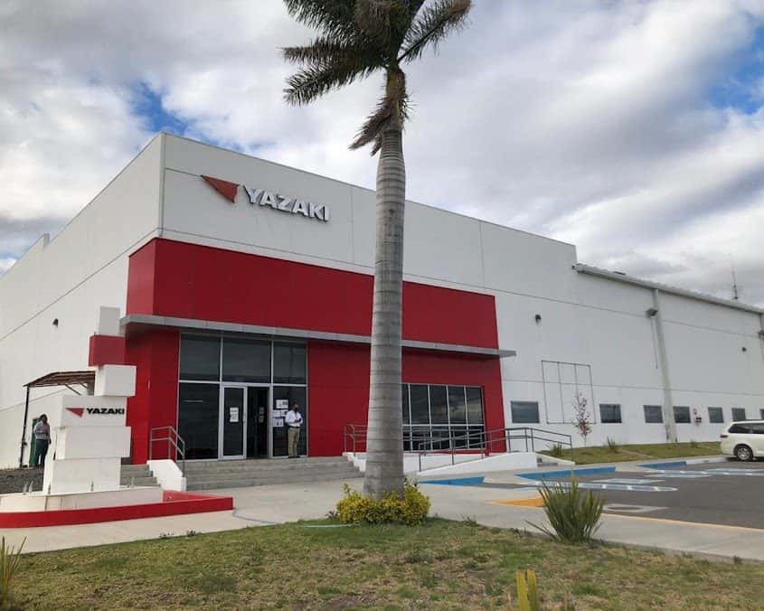 Suspenden operaciones en planta de Yazaki en León por falla geológica; Gobierno de Guanajuato ofrece apoyo a trabajadores