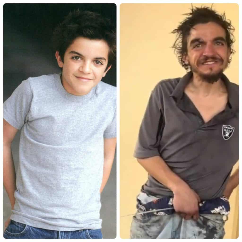 Chico y hombre con apariencia diferente, contrastando en estilo y expresión.