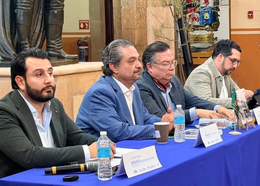 Luis Alegre Vega presenta “Donde antes era”, un viaje a la memoria urbana de León