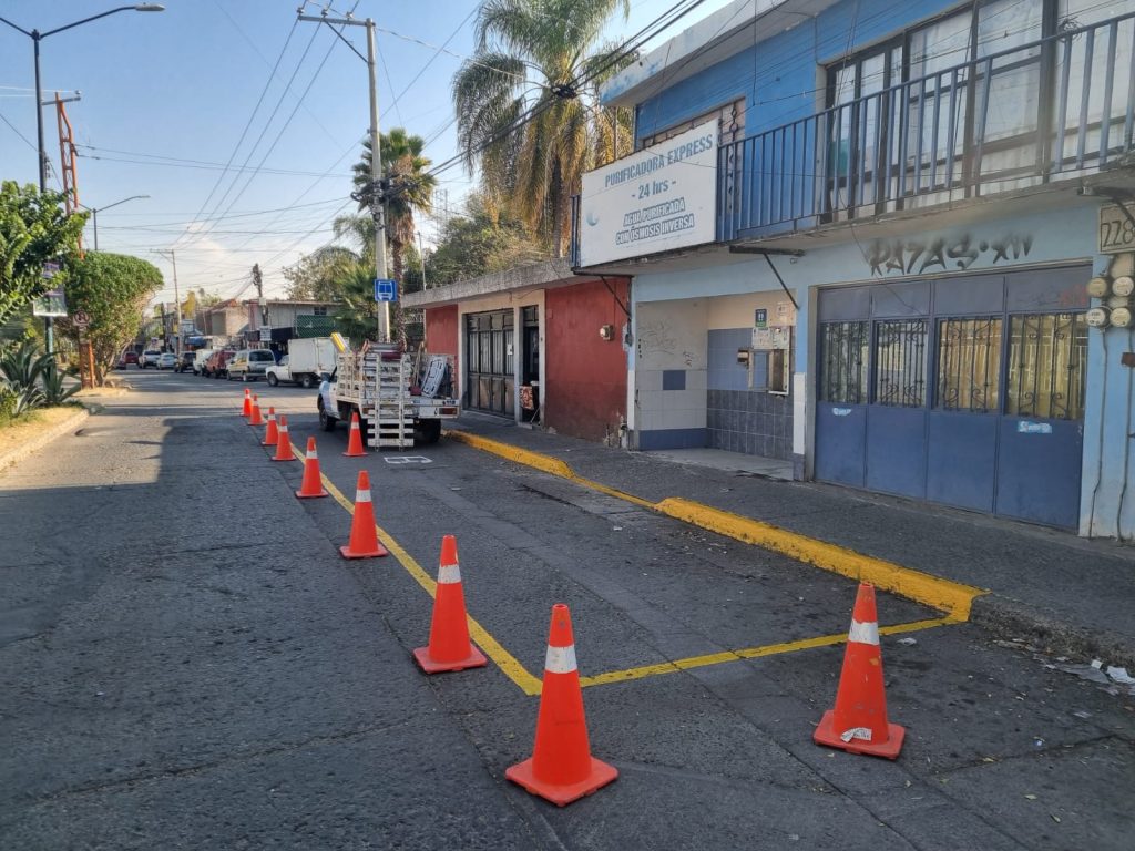 Fortalecen transporte público en León: rehabilitan paradas y modernizan el SIT para mayor seguridad y comodidad