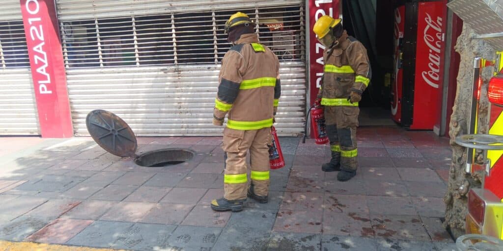 Corto circuito en pleno Centro moviliza a cuerpos de emergencia