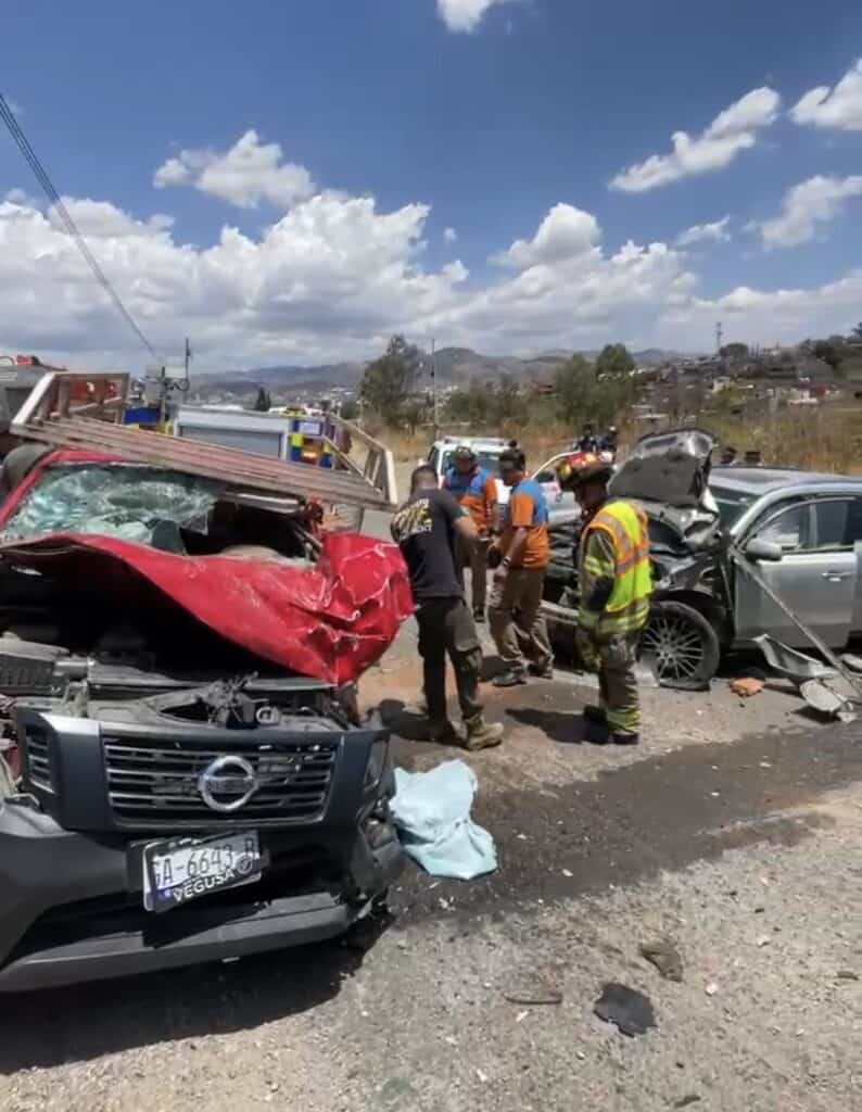 Fuerte choque en la curva de Santa Teresa deja tres heridos; uno quedó prensado