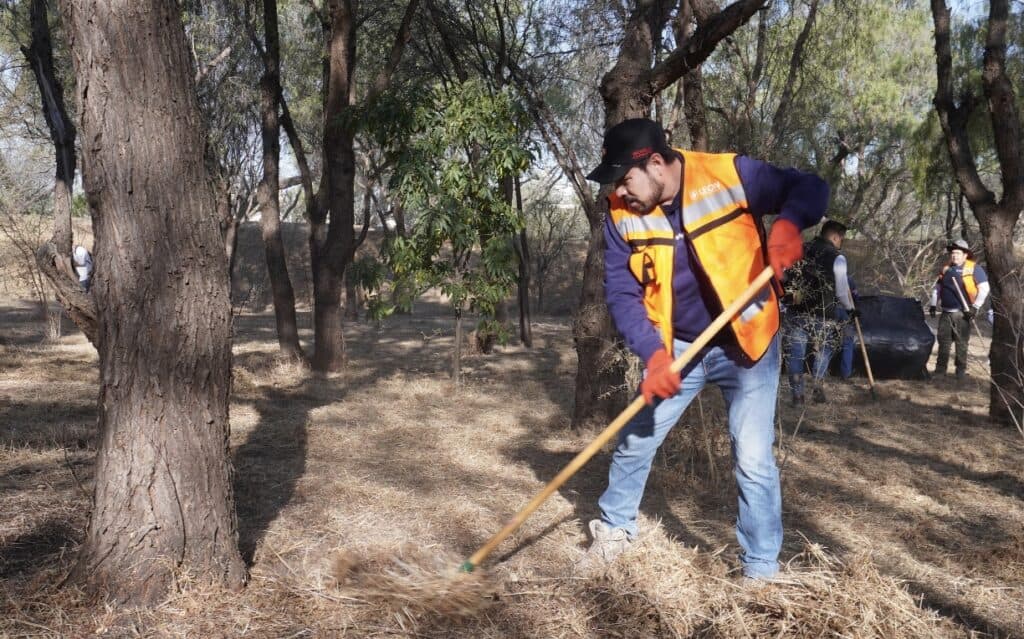 Más ciudadanos se suman al cuidado de los parques de León; llegan 50 nuevos guardaparques