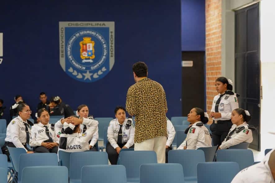 Cadetes de León reciben capacitación en diversidad sexual para brindar una atención más incluyente y respetuosa