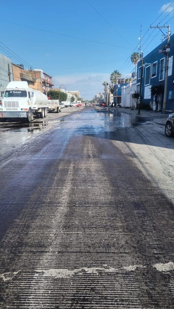 Evacúan zona industrial Santa Crocce tras derrame de ácido sulfúrico en León