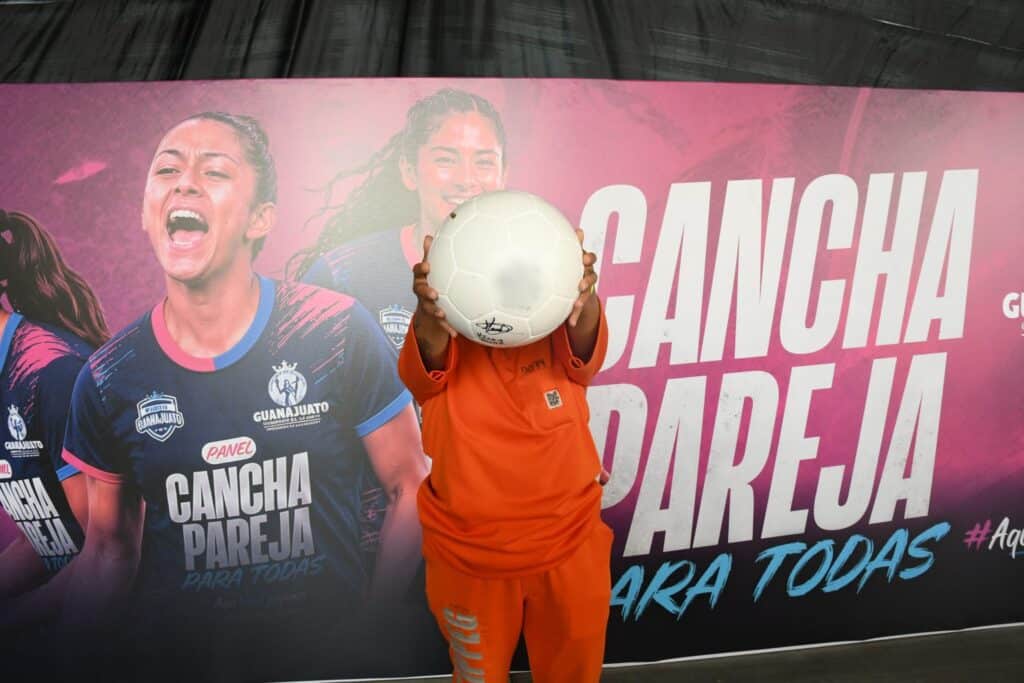 Un Mundial entre rejas: Isela mantiene viva la esperanza de volver a celebrar un gol con su familia