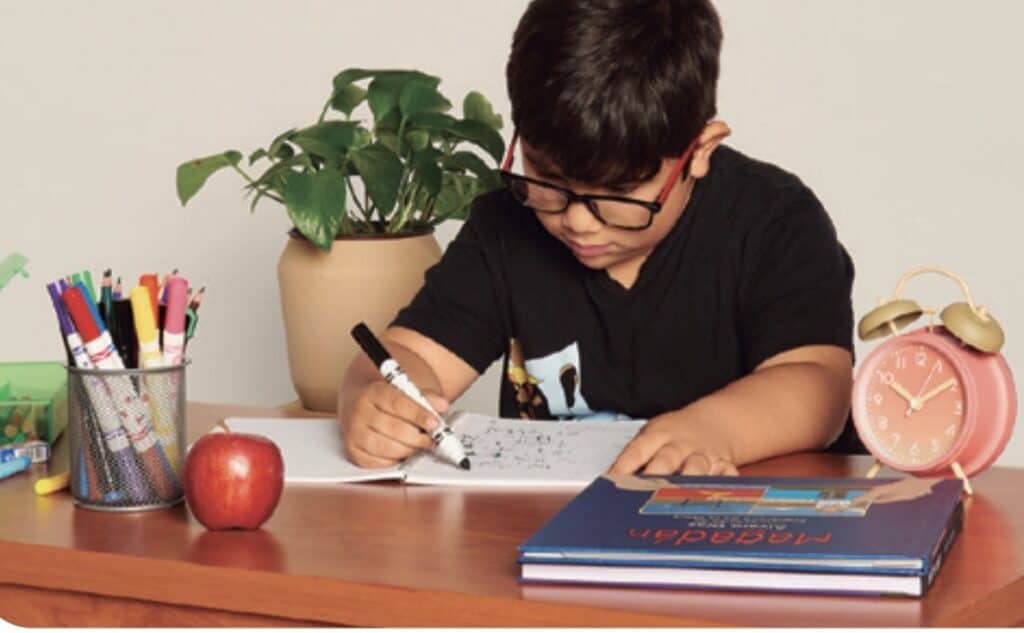 Antes de llenar el carrito, revisa esto: Profeco pone bajo la lupa los útiles escolares