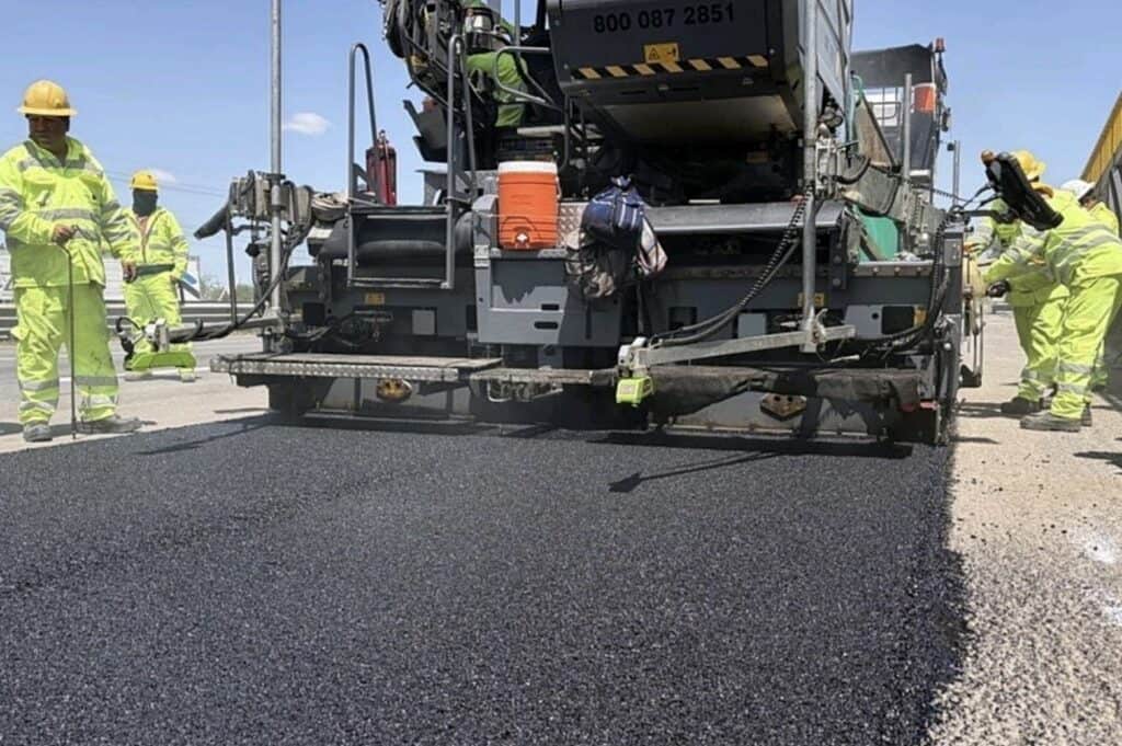 Más de 130 mil llantas harán más resistente la carretera Irapuato-León