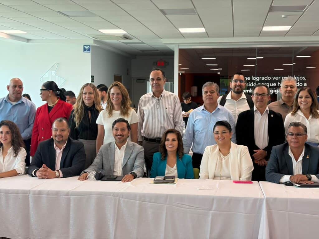Revisan el Segundo Informe de Gobierno de León; piden saber en qué se gastó el dinero público