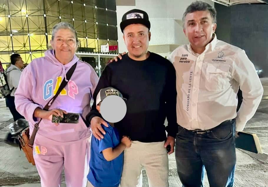 Liam y su papá Víctor regresan a Guanajuato tras ser deportados de Estados Unidos